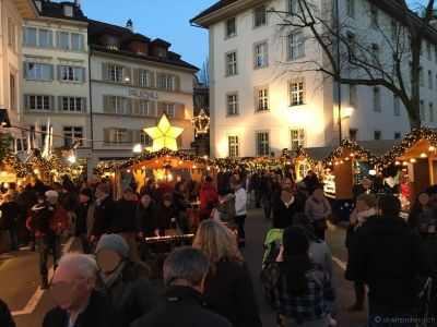 Franziskanerplatz Weihnachtsmarkt Luzern