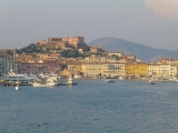 Elba - Autofähre - Aussicht Portoferraio 3