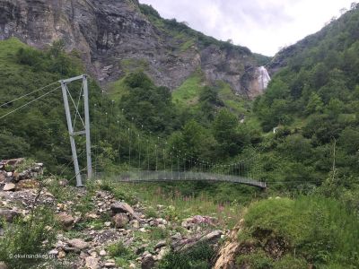 Batöni-Hängebrücke-unten