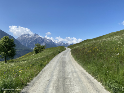 Wanderung-Motta-Naluns-Aufstieg-