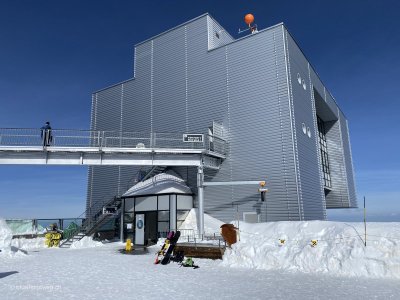 Bergstation-Seilbahn-Les-Diablerets