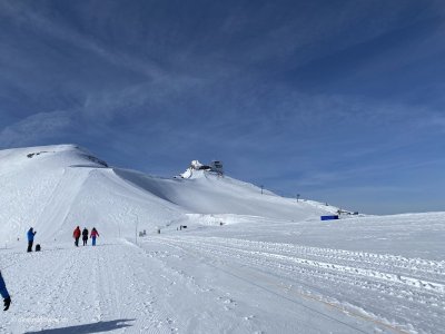 Schneewanderung-Peak-Walk-Superaussicht-Wallis-Waadt-Berner-Oberland