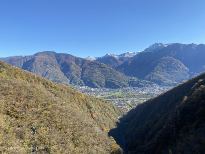 Aussicht-von-der-Haengebruecke-Carasc