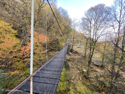 Jaegerhaengebruecke-Wanderweg-bei-Bellinzona-Carasso