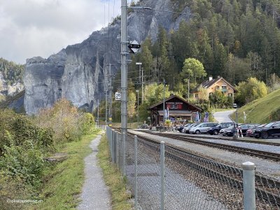 Valendas-Sagogn-Start-Wanderung-durch-Rheinschlucht-Ruinaulta