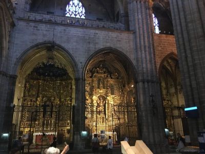 Seitenaltar in der Kathedrale von Barcelona