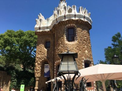 Guell-Park-Barcelona-Eingangsbereich-2