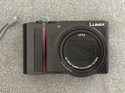 Panasonic-Lumix-DC-TZ202-1