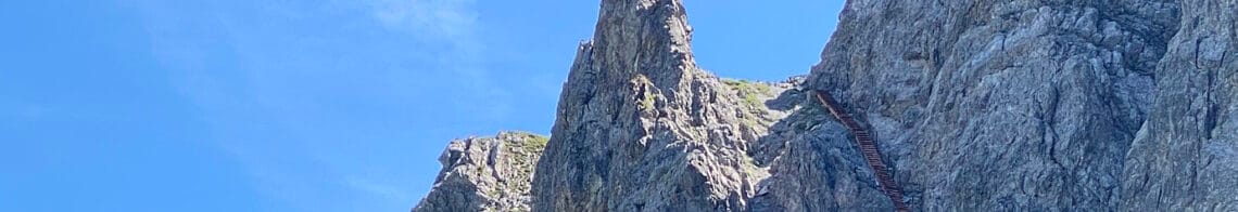 Wanderung-Arosa-Davos-Treppen-Stufen_1380x400